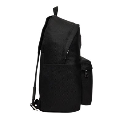 THE TRAVEL BACKPACK